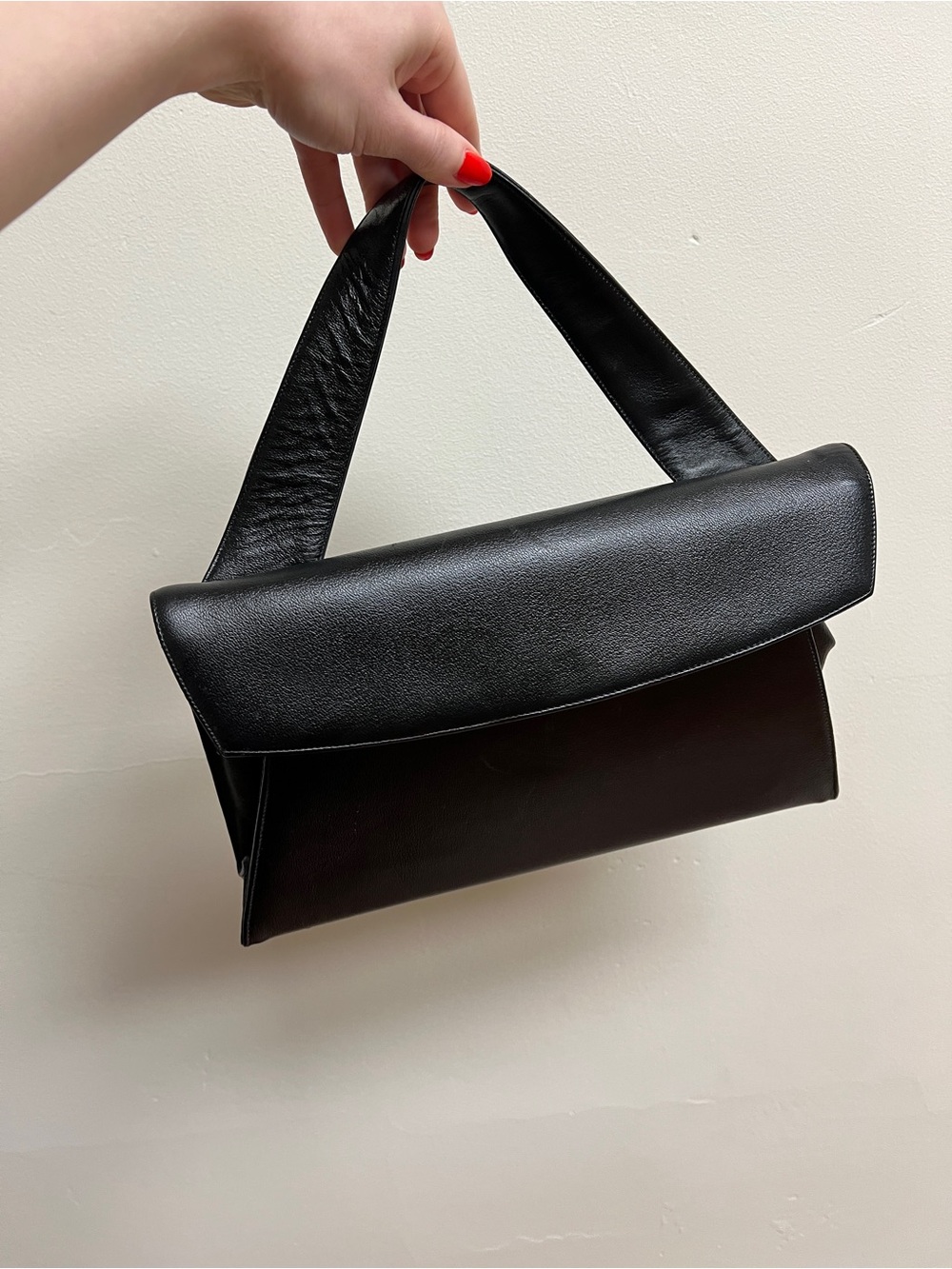 1960s Vintage Classic Black Leather Shoulder Bag - Women Calego